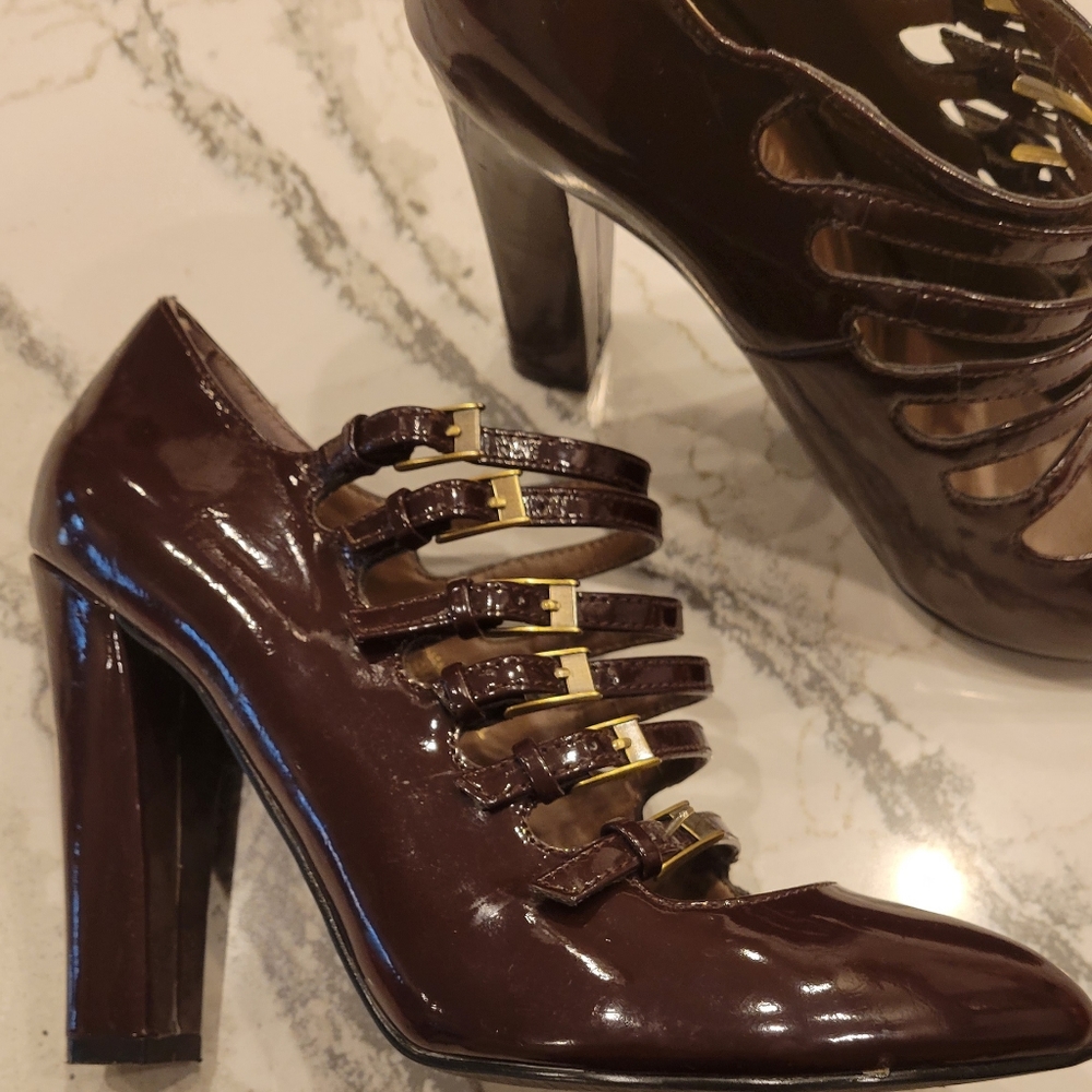 Colin Stuart Burgundy Strapped Heels 8M